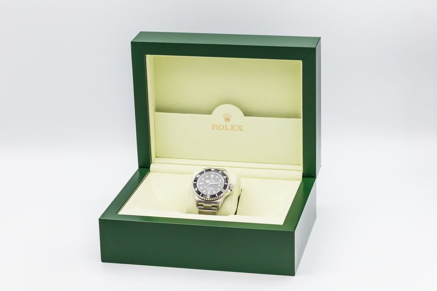 Rolex Sea-Dweller 16600